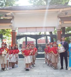 Liên đội tiểu học Nam Việt tổ chức Lễ Kết nạp Đội viên cho học sinh khối 3